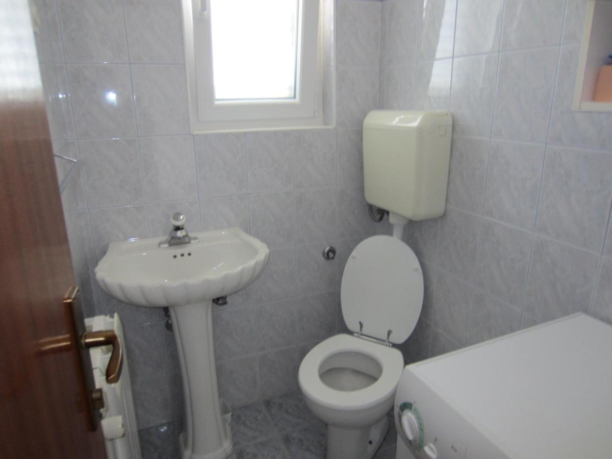 Ivic Apartments Vodice Croatia Esterno foto