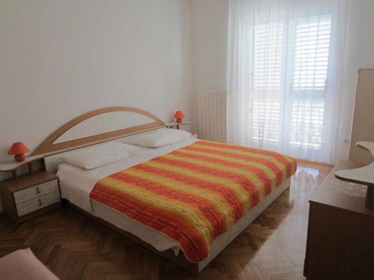 Ivic Apartments Vodice Croatia Esterno foto