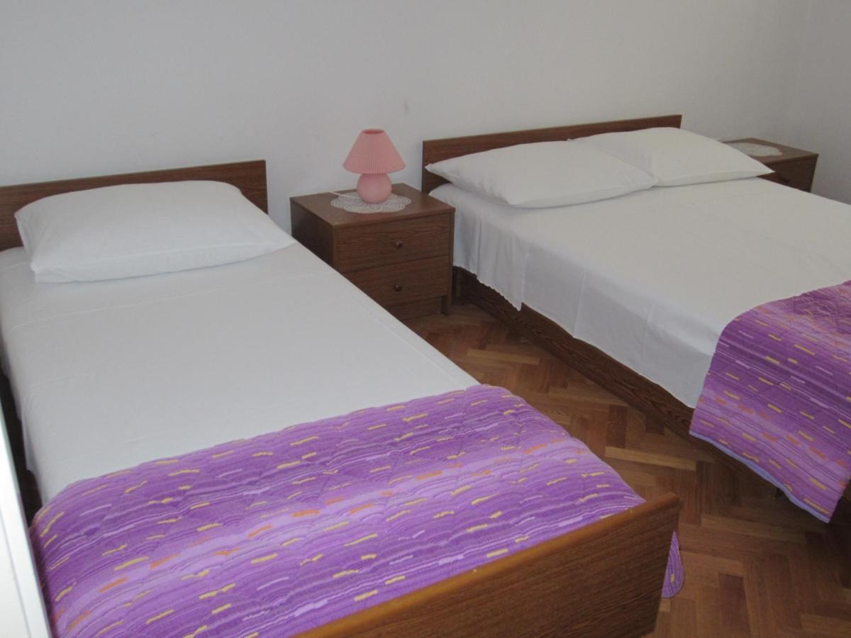 Ivic Apartments Vodice Croatia Esterno foto